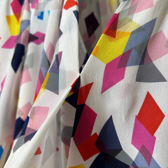 Trina Turk Silk Surplice Top Size Medium Multicolor Geometric Print - Picture 5 of 13